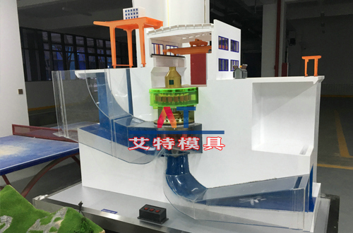 軸流轉槳式水輪機機組及廠房剖面模型 